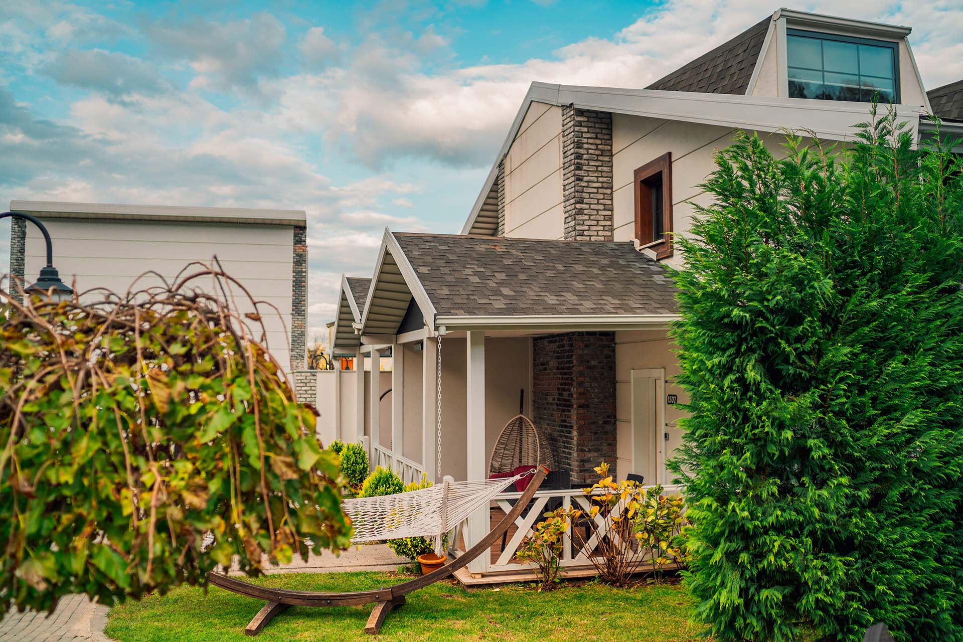 Family Villa - Bahçe Manzaralı & Şömineli ve Balkonlu