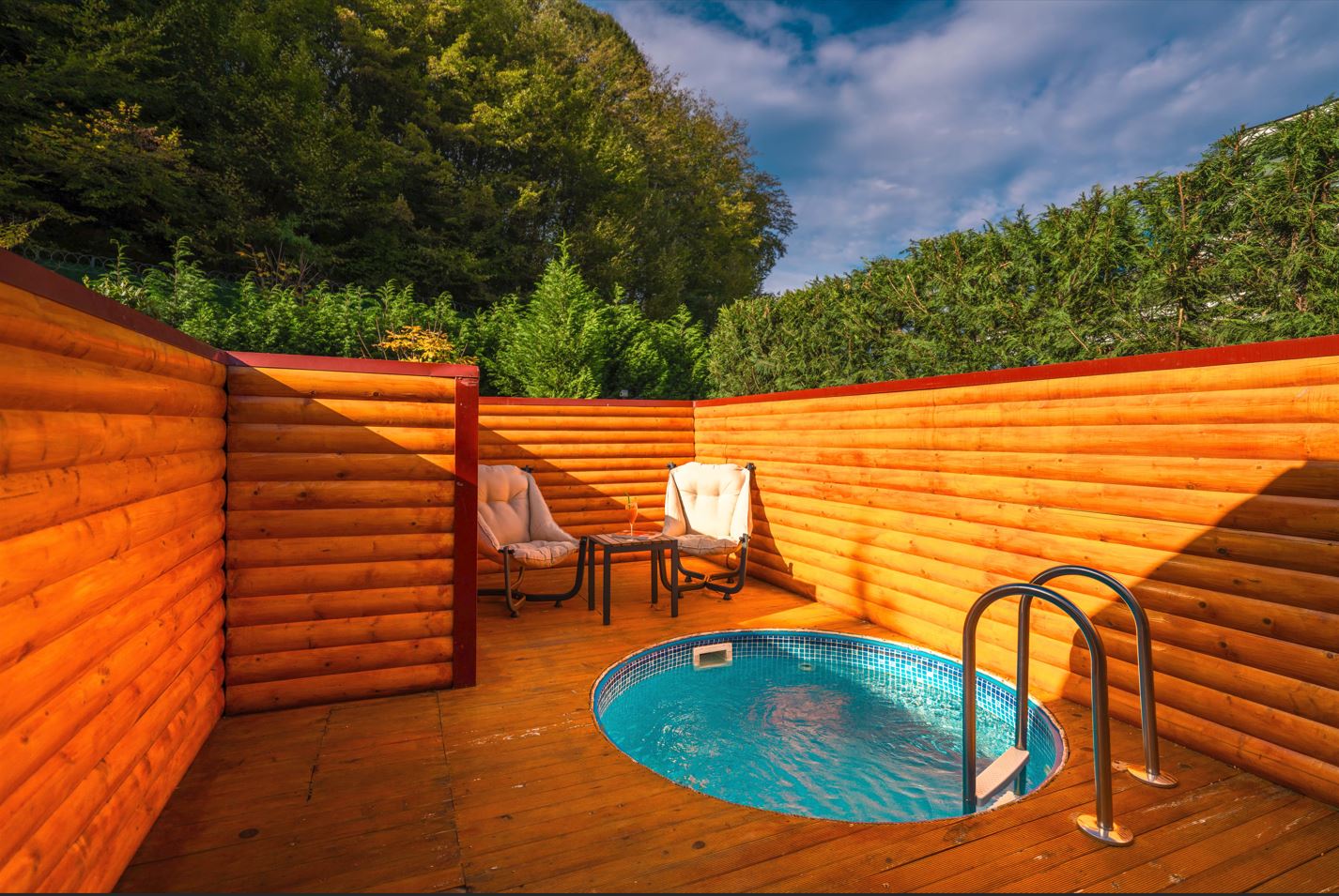 Bahçe Manzaralı & Isıtmalı Özel Havuzlu Bungalov